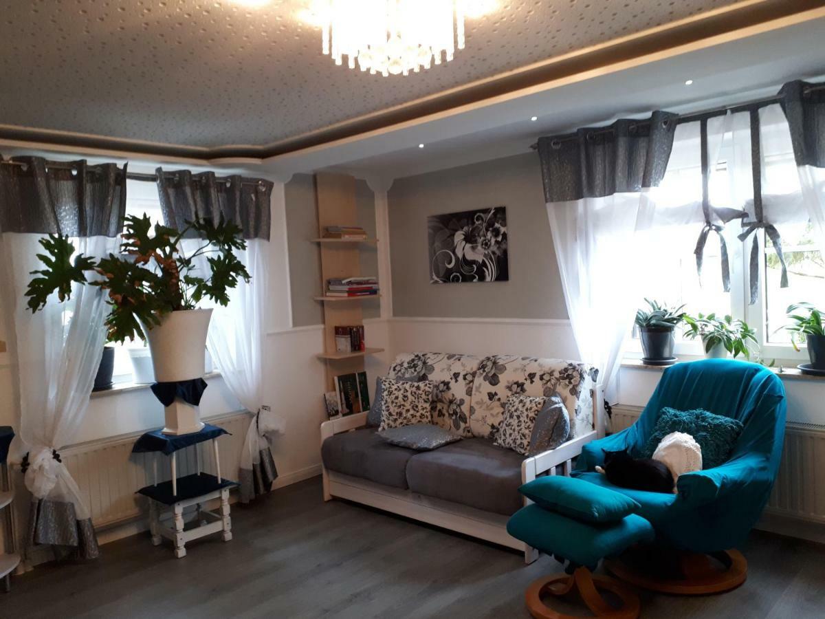 Ferienwohnung Serpina Lobsal Exterior foto
